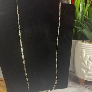 Elegant Gold Laminated Chain Necklace